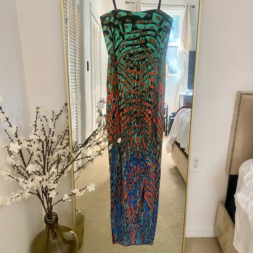 BCBG STRAPLESS MAXI DRESS